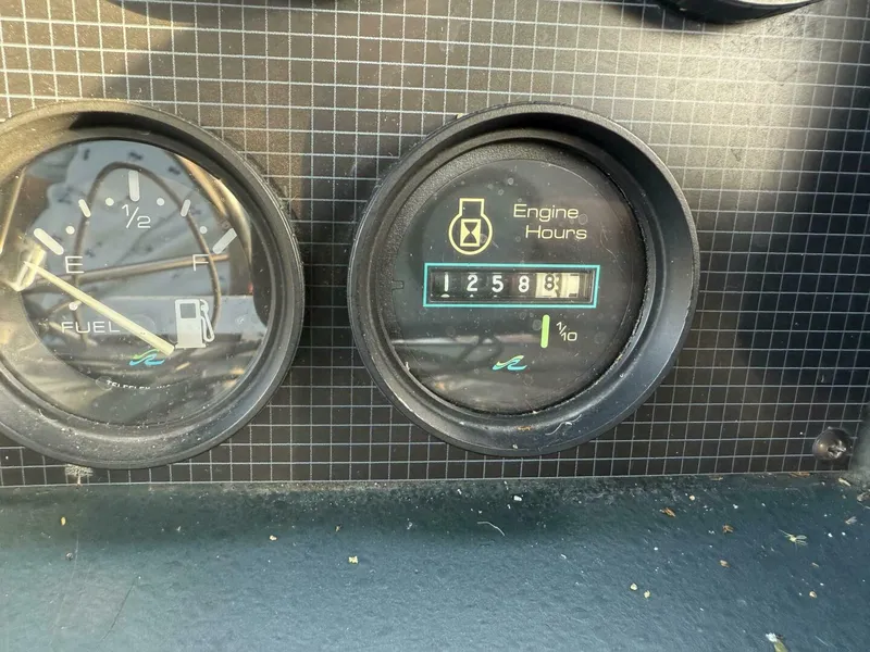 Slide: The Image of Sea Ray 415 1988 - 5649283