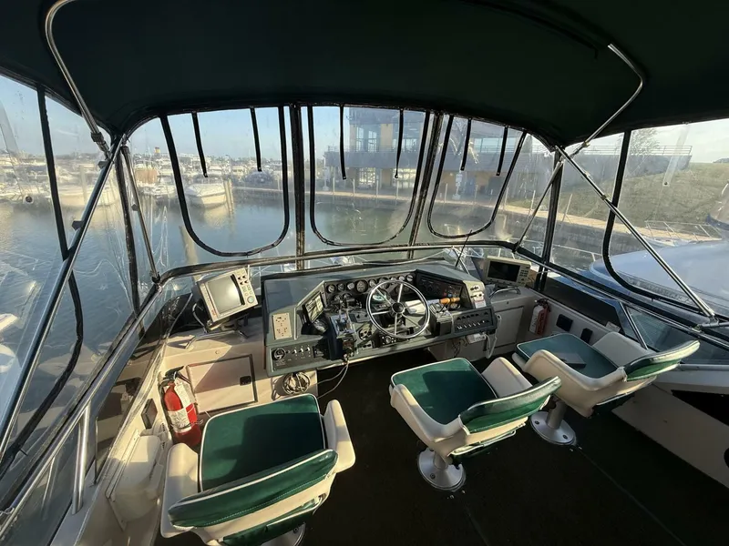 Slide: The Image of Sea Ray 415 1988 - 5649292