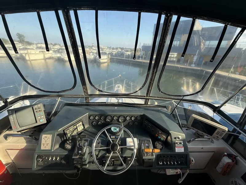 Slide: The Image of Sea Ray 415 1988 - 5649298