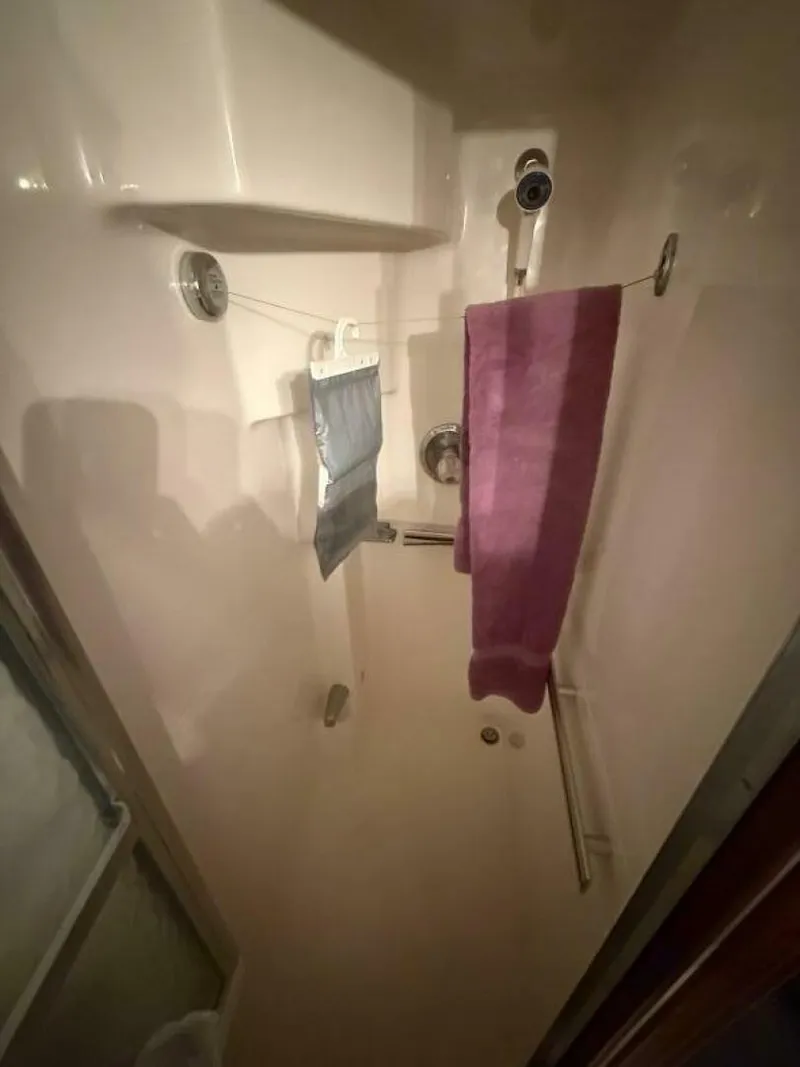 Slide: The Image of Sea Ray 415 1988 - 5649350