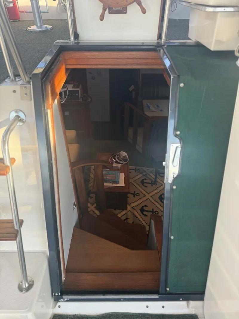 Slide: The Image of Sea Ray 415 1988 - 5649358