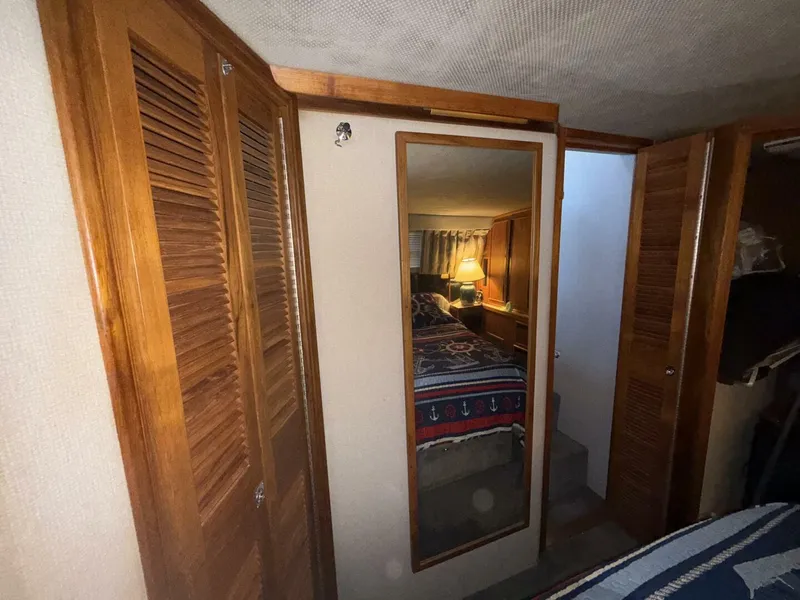 Slide: The Image of Sea Ray 415 1988 - 5677189