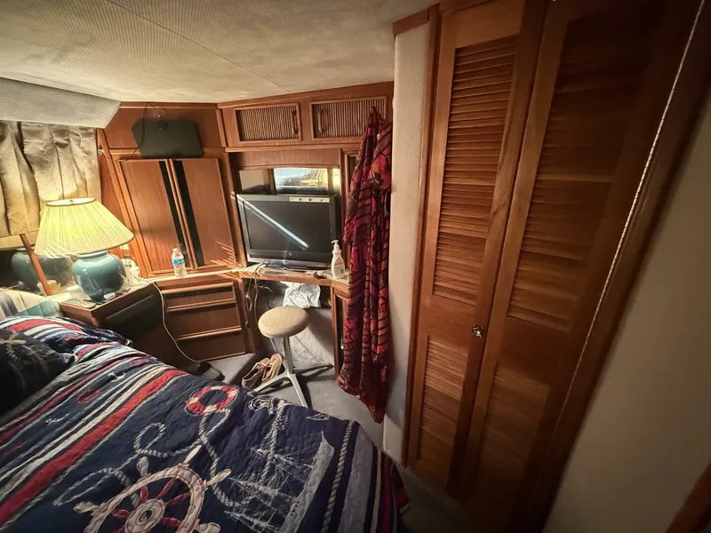 Slide: The Image of Sea Ray 415 1988 - 5677191