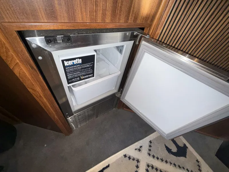 Slide: The Image of Sea Ray 415 1988 - 5677197