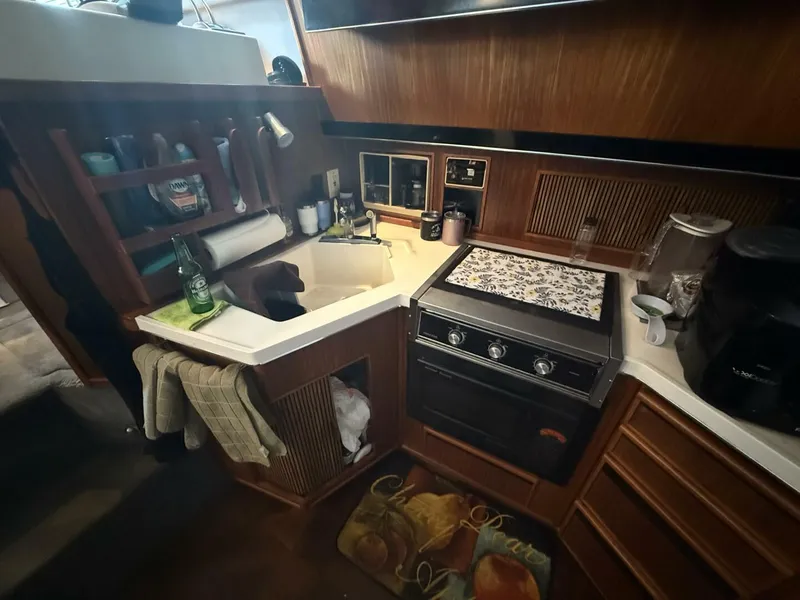 Slide: The Image of Sea Ray 415 1988 - 5677209