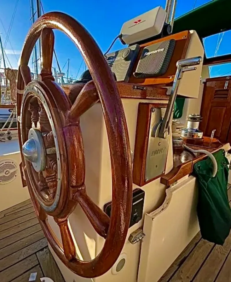 Slide: The Image of Used Sail Monohull for sale 1988 Gozzard 36 - FINISTERE - 5638426