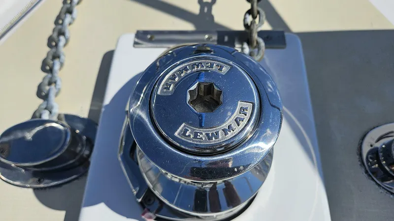 Slide: The Image of Wellington Cutter 1980 - 5673580