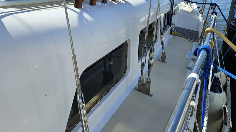 Slide: The Image of Wellington Cutter 1980 - 5673587