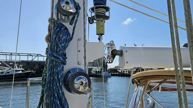 Slide: The Image of Wellington Cutter 1980 - 5673589