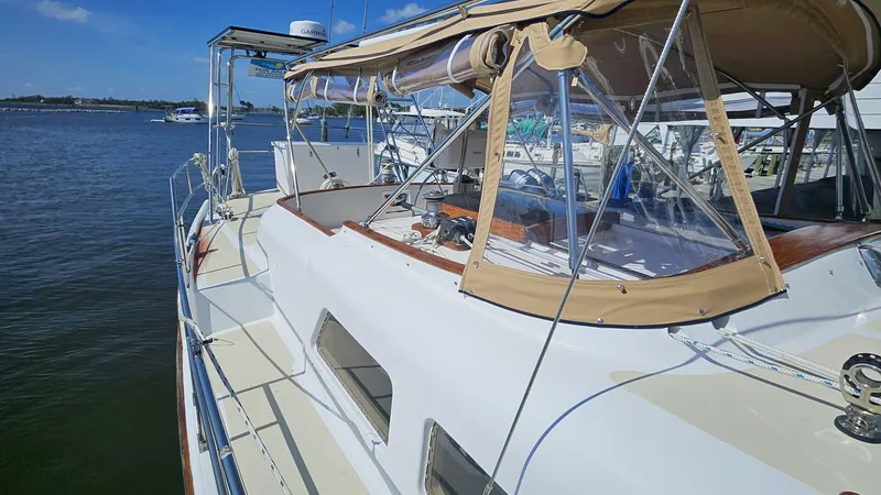 Slide: The Image of Wellington Cutter 1980 - 5673594