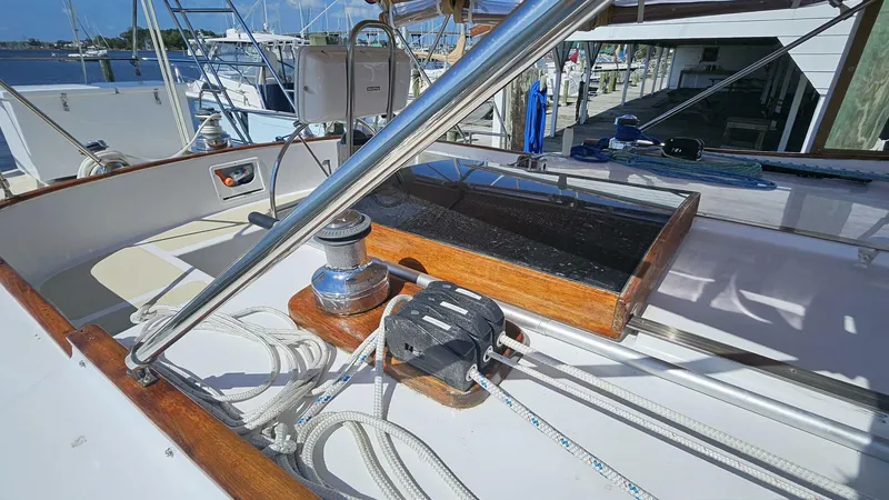 Slide: The Image of Wellington Cutter 1980 - 5673595