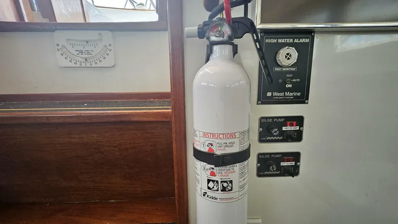 Slide: The Image of Wellington Cutter 1980 - 5644986