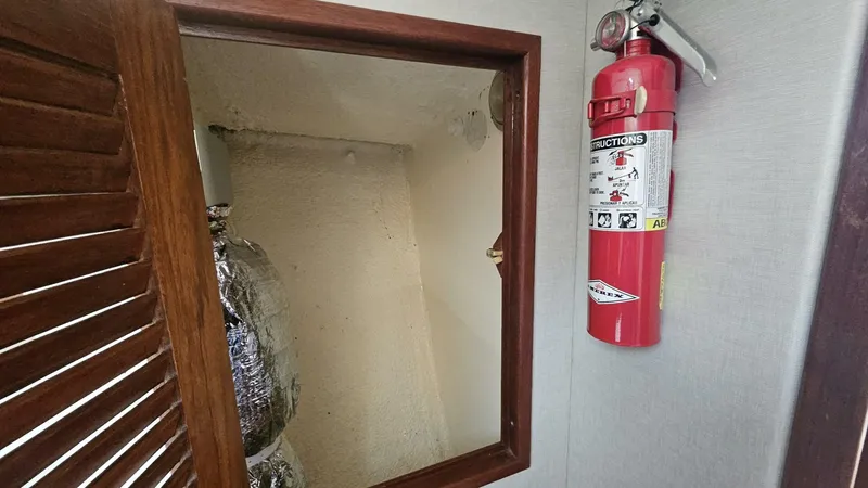 Slide: The Image of Wellington Cutter 1980 - 5645021