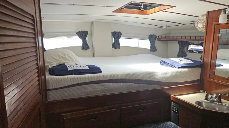 Slide: The Image of Wellington Cutter 1980 - 5645089