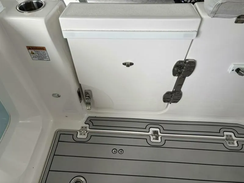 Slide: The Image of Sea Fox 288 COMMANDER 2021 - 5643860