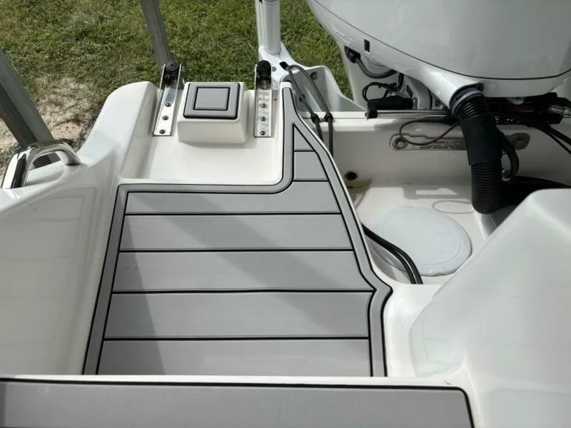 Slide: The Image of Sea Fox 288 COMMANDER 2021 - 5643874