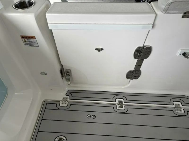 Slide: The Image of Sea Fox 288 COMMANDER 2021 - 7516949