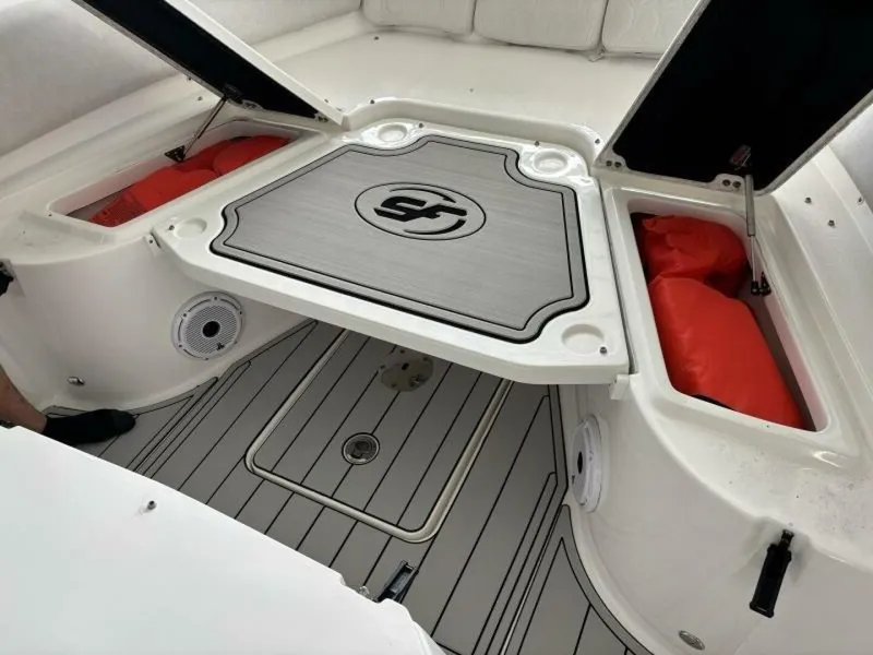 Slide: The Image of Sea Fox 288 COMMANDER 2021 - 7516967