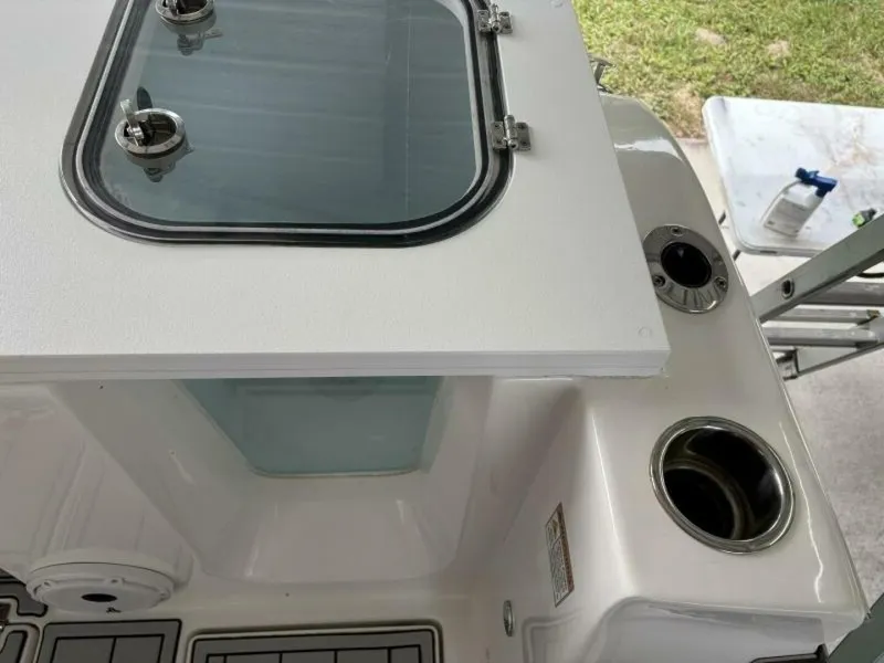 Slide: The Image of Sea Fox 288 COMMANDER 2021 - 7516935