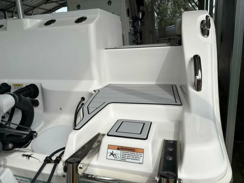 Slide: The Image of Sea Fox 288 COMMANDER 2021 - 7516940
