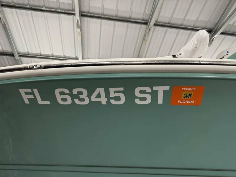 Slide: The Image of Sea Fox 288 COMMANDER 2021 - 7517011