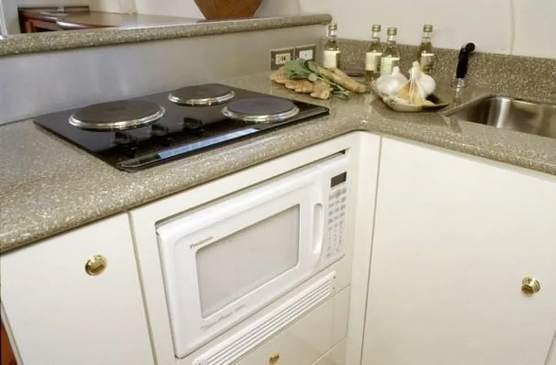 Slide: The Image of 0005365098 - 5639185