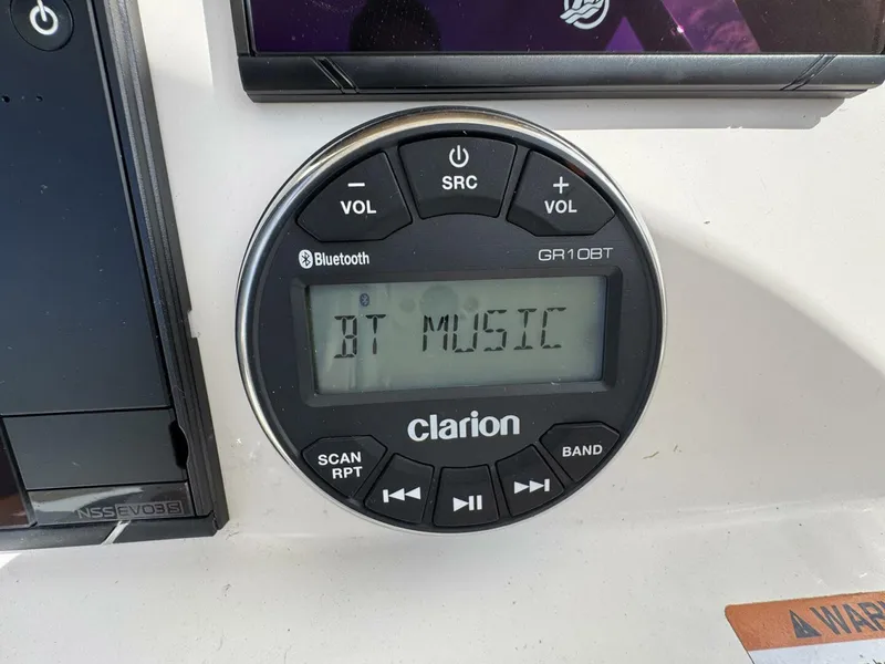 Slide: The Image of Robalo 246 Cayman 2021 - 5639257