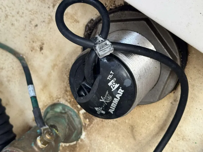 Slide: The Image of Robalo 246 Cayman 2021 - 5639269