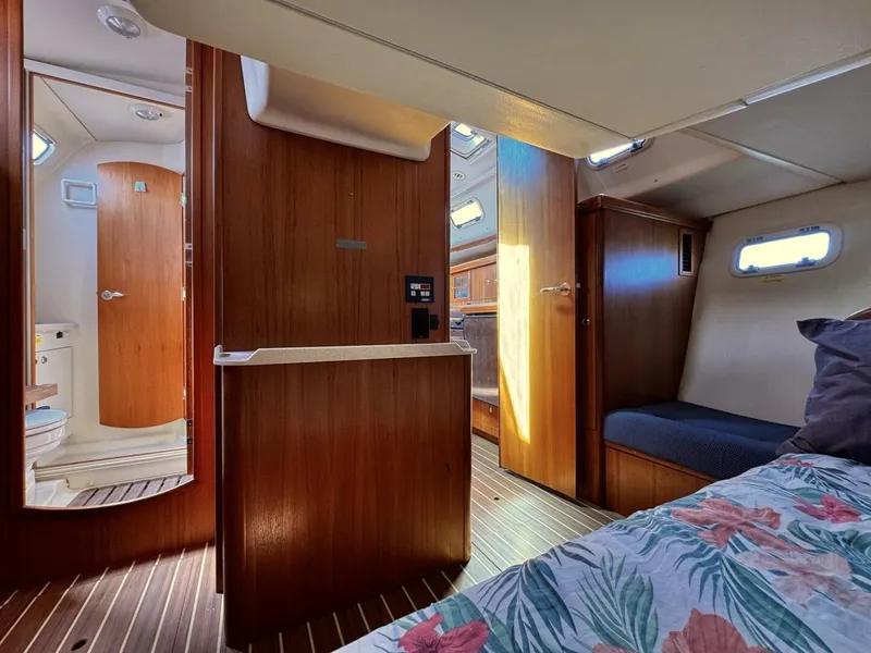 Slide: The Image of Hunter 38 2006 - 5644436