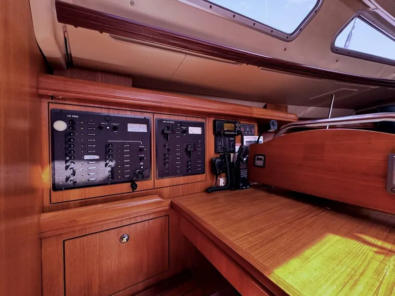 Slide: The Image of Hunter 38 2006 - 5644431