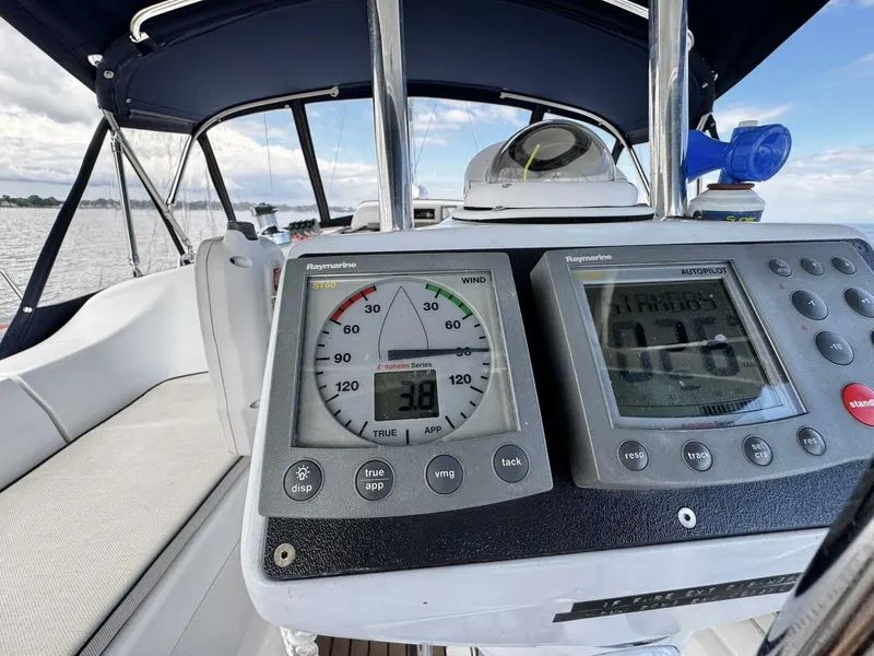 Slide: The Image of Hunter 38 2006 - 5644422