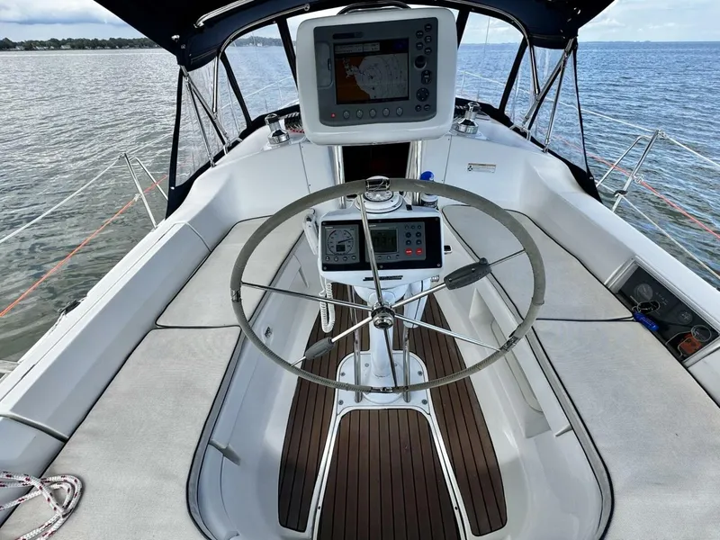 Slide: The Image of Hunter 38 2006 - 5644416