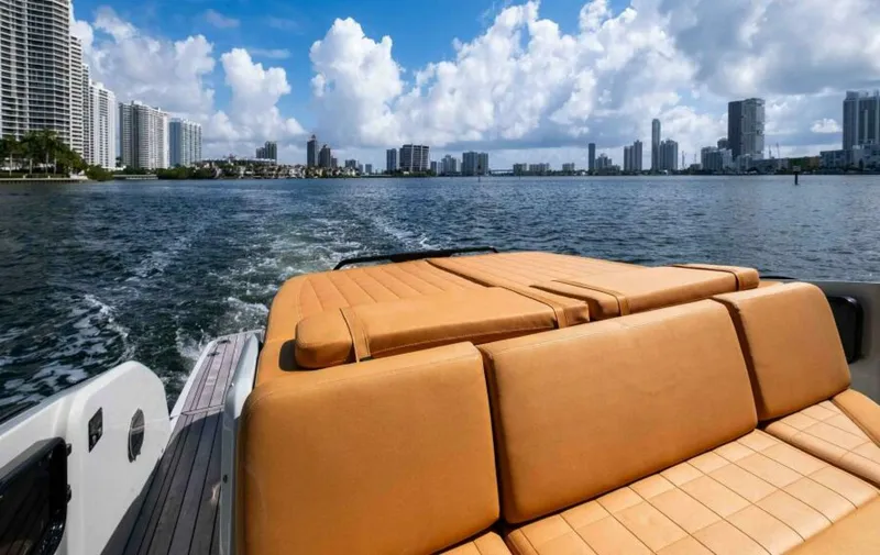 Slide: The Image of Sacs Rebel 47 2021 - 5639719