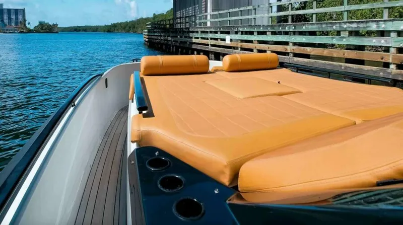 Slide: The Image of Sacs Rebel 47 2021 - 5639724