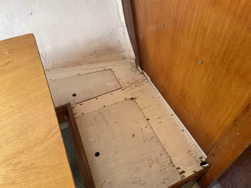 Slide: The Image of CAL 2-30 1970 - 5639944