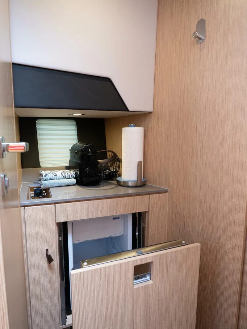 Slide: The Image of Fjord 41 XP 2024 - 5685605