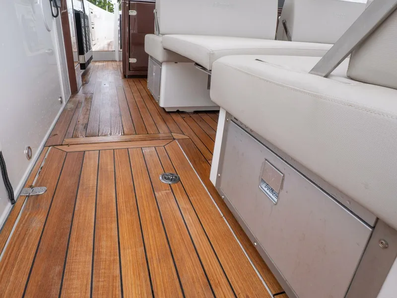 Slide: The Image of Fjord 41 XP 2024 - 5685590