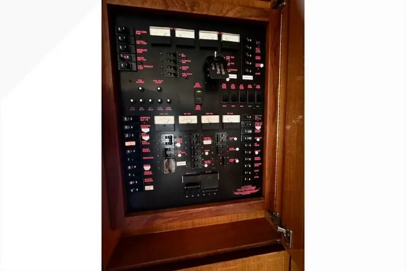 Slide: The Image of Ocean Yachts 50 Super Sport 2005 - 5640124