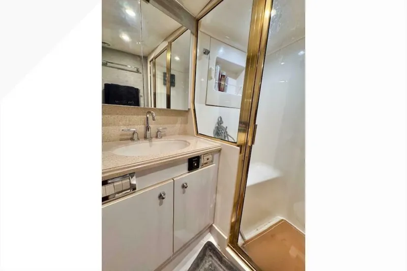 Slide: The Image of Ocean Yachts 50 Super Sport 2005 - 5640144