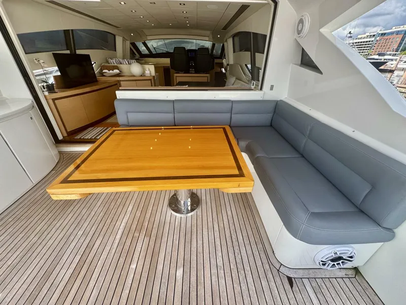 Slide: The Image of Pershing 72 Uptown Girl- Cockpit 2008 Pershing Uptown Girl - 5641706