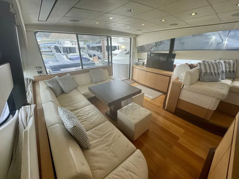 Slide: The Image of Pershing 72 Uptown Girl- Salon 2008 Pershing Uptown Girl - 5641708