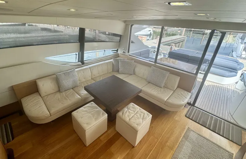 Slide: The Image of Pershing 72 Uptown Girl- Salon 2008 Pershing Uptown Girl - 5641709