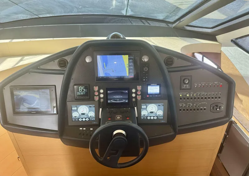 Slide: The Image of Pershing 72 Uptown Girl- Helm 2008 Pershing Uptown Girl - 5641710