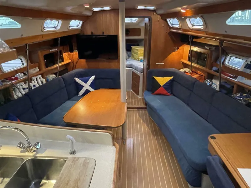 Slide: The Image of Catalina 38 1997 - 5640168