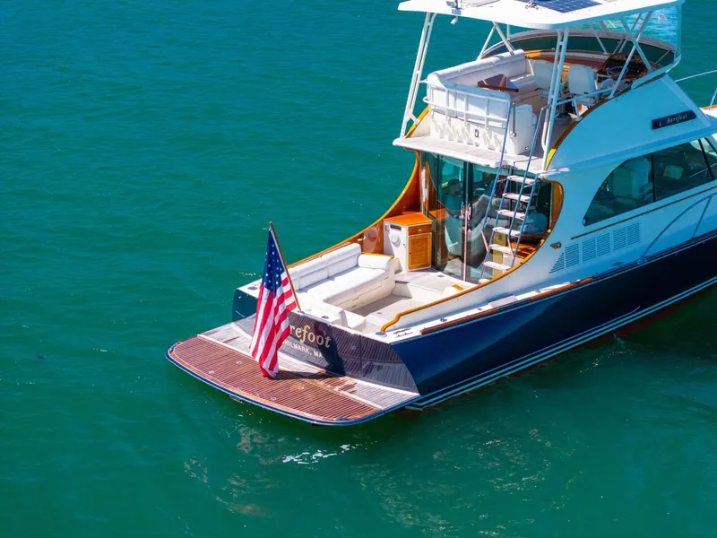 Slide: The Image of 48 ft Hinckley  2014 Talaria 48 Flybridge - 5640288