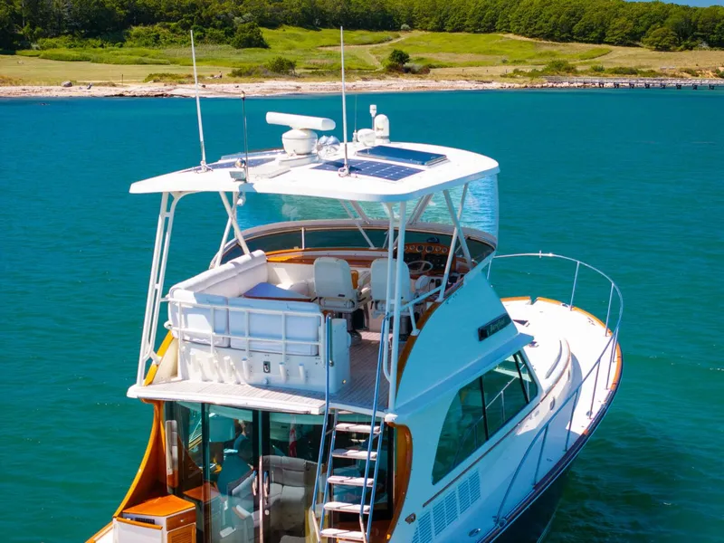 Slide: The Image of 48 ft Hinckley  2014 Talaria 48 Flybridge - 5640287