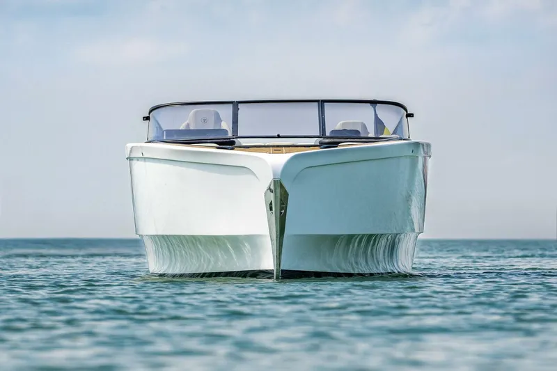 Slide: The Image of B-Craft Akoya 2026 - 5640339