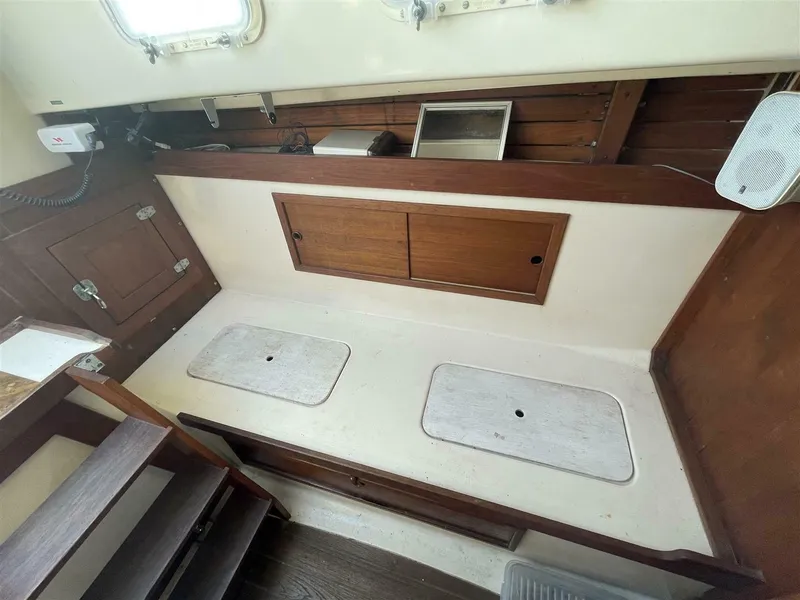 Slide: The Image of Vineyard Vixen 29 1978 - 5640684