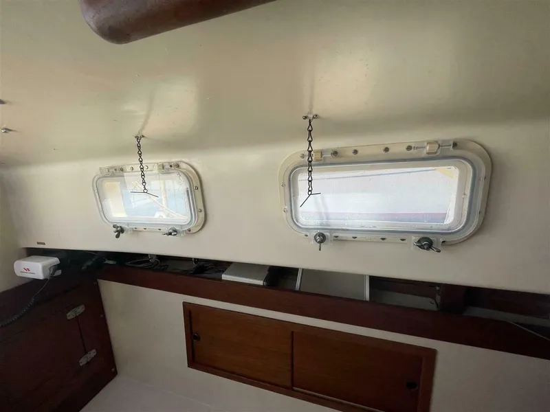 Slide: The Image of Vineyard Vixen 29 1978 - 5640691