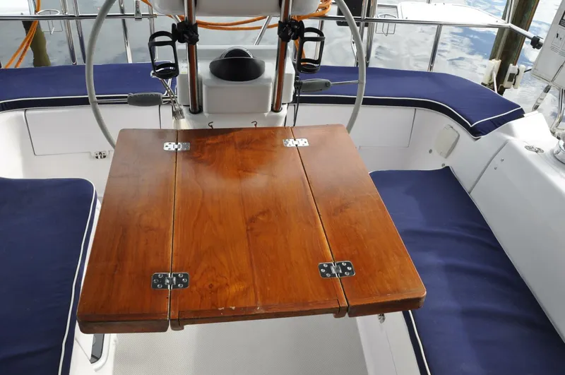 Slide: The Image of Catalina 355 2018 - 5641027